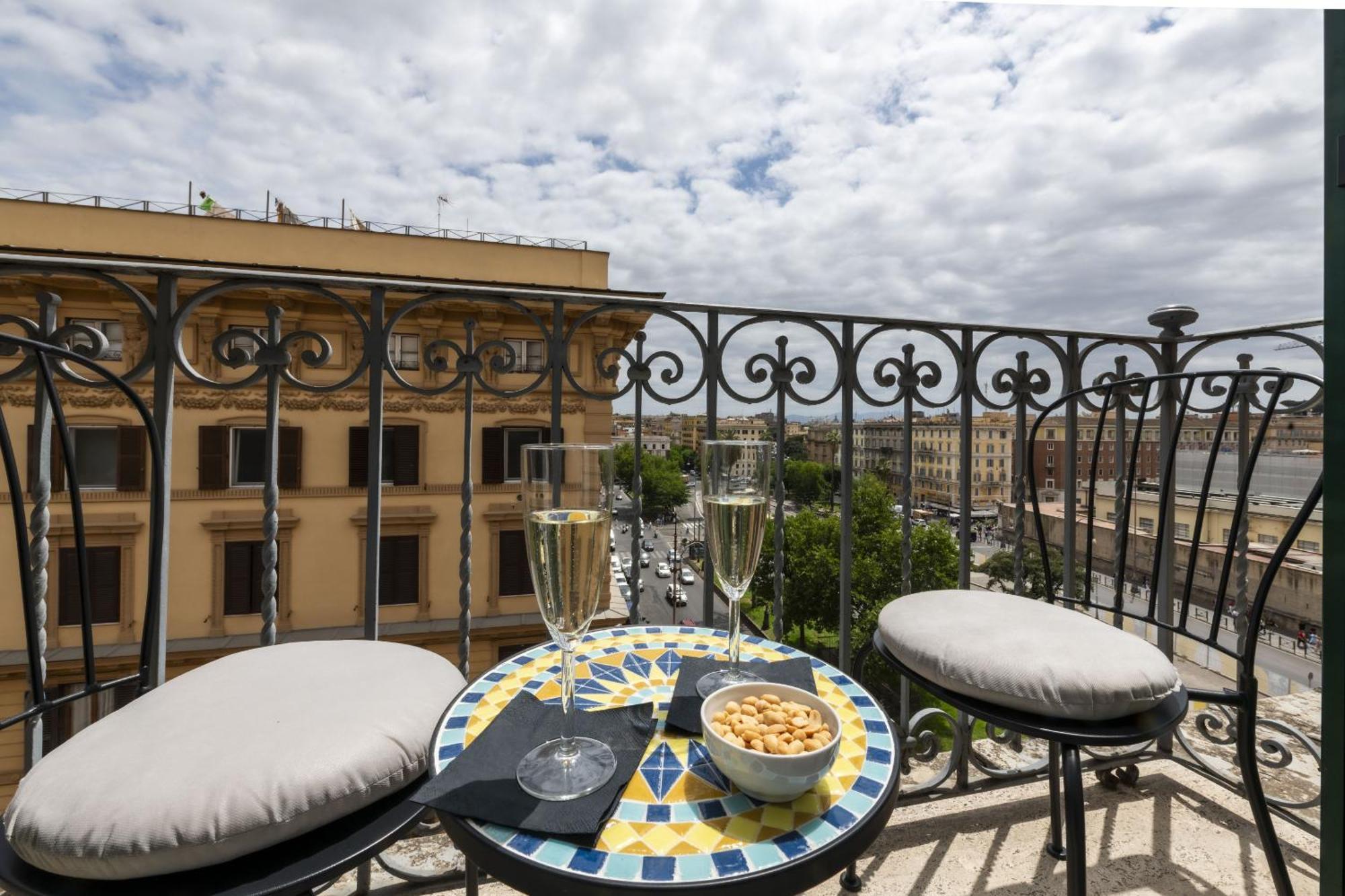 Bed and Breakfast St Peter Twelve Roma Esterno foto