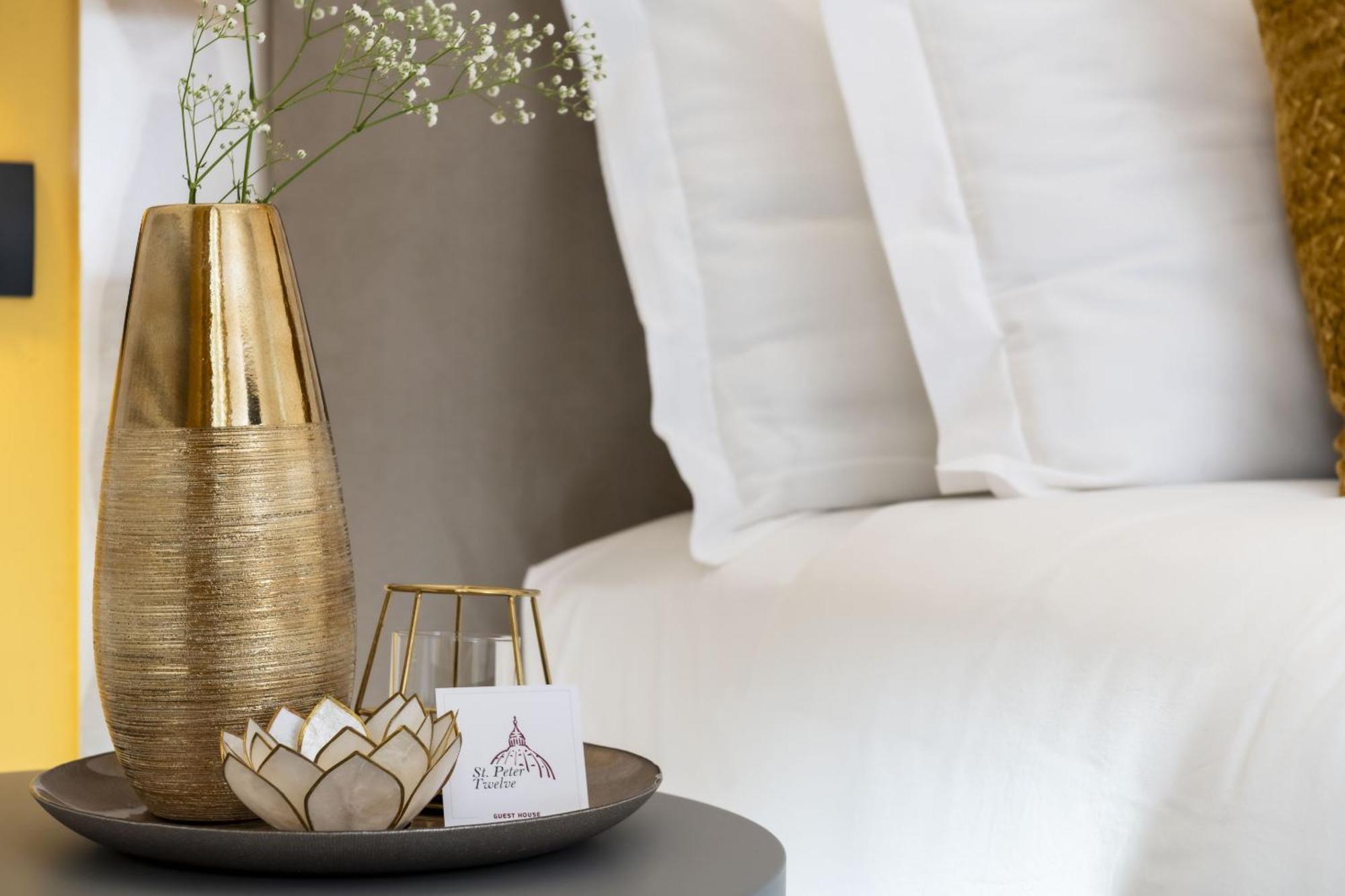 Bed and Breakfast St Peter Twelve Roma Esterno foto